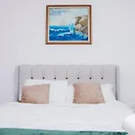 Via Albania - Myslym Shyri Apartment